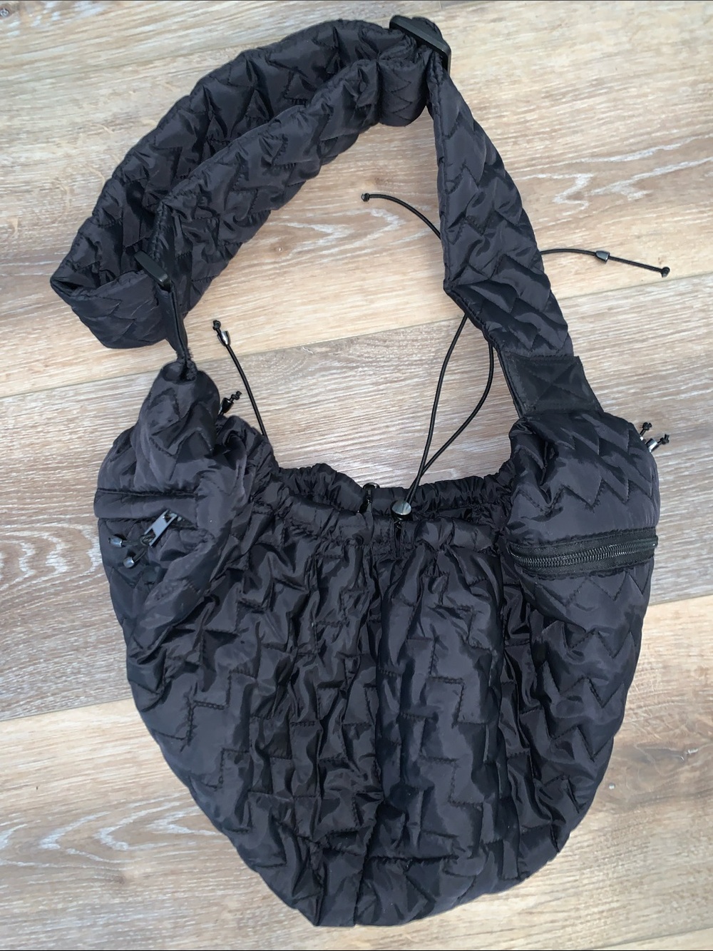 ❤️ Beautiful black quilted dog carrier